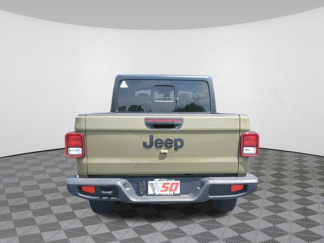 new 2025 Jeep Gladiator car, priced at $43,733