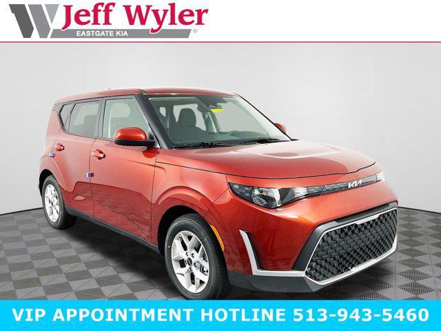 new 2025 Kia Soul car, priced at $20,712