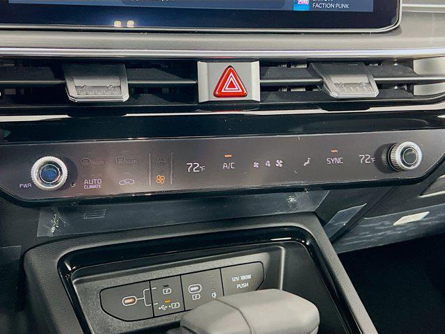 new 2025 Kia K5 car, priced at $31,787
