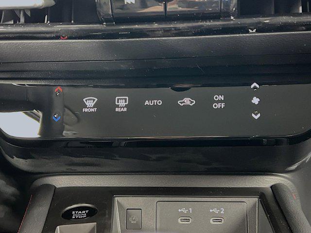 new 2025 Nissan Kicks car, priced at $29,216
