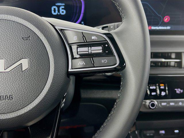 new 2025 Kia Seltos car, priced at $26,072