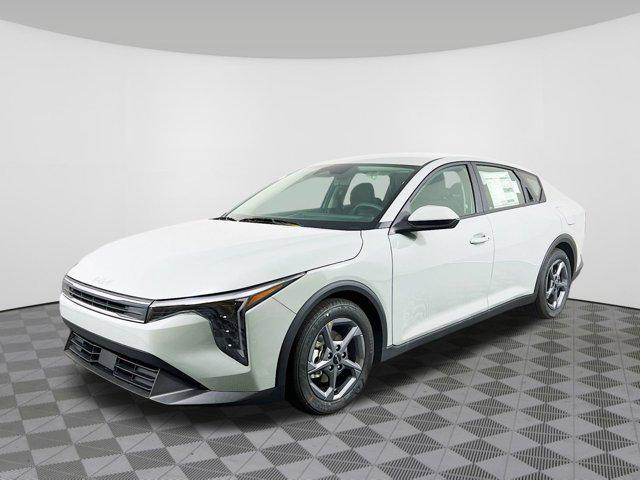 new 2025 Kia K4 car, priced at $22,957