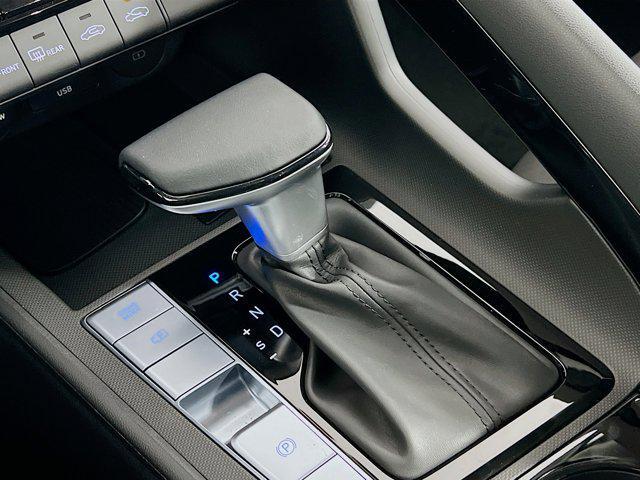new 2025 Hyundai Elantra car, priced at $27,458