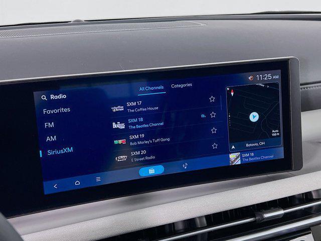new 2025 Hyundai TUCSON Hybrid car, priced at $42,921