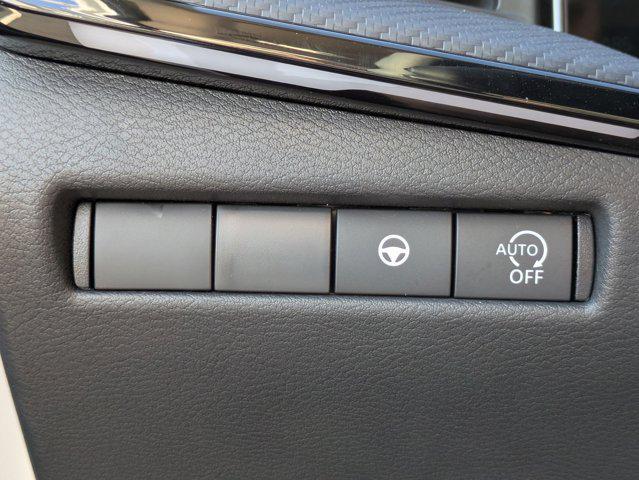 new 2025 Nissan Kicks car, priced at $27,808