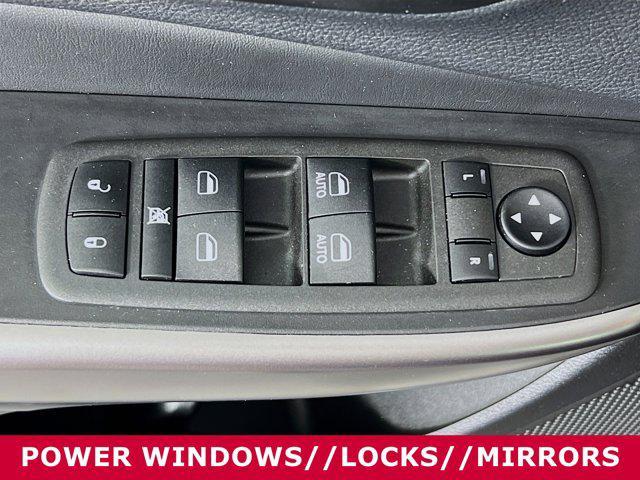 used 2022 Jeep Cherokee car, priced at $24,815