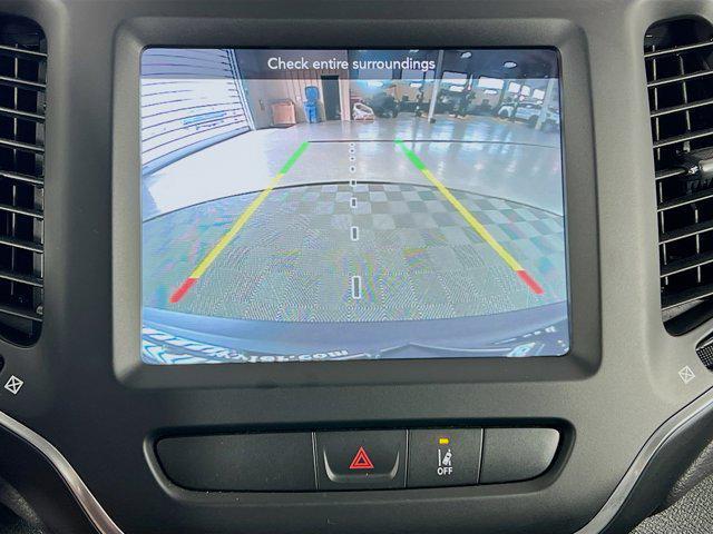 used 2022 Jeep Cherokee car, priced at $24,795