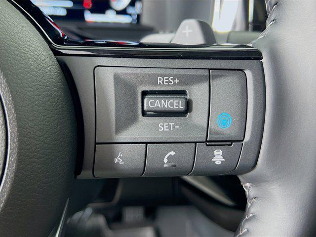 new 2025 Nissan Pathfinder car, priced at $51,386