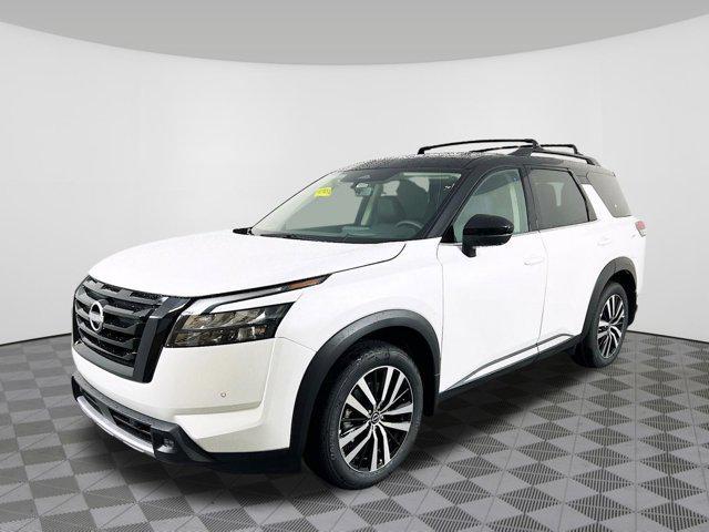 new 2025 Nissan Pathfinder car, priced at $51,386