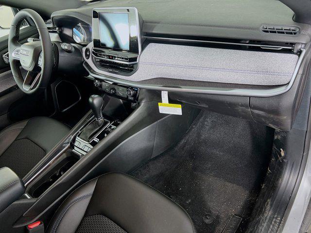 new 2025 Jeep Compass car, priced at $27,198