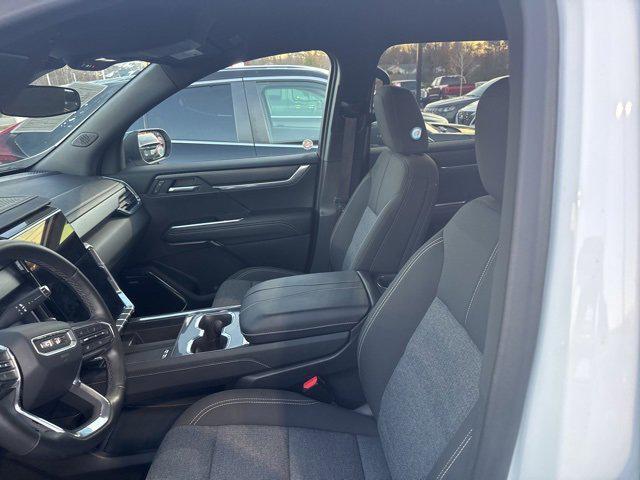 used 2025 GMC Acadia car, priced at $35,201