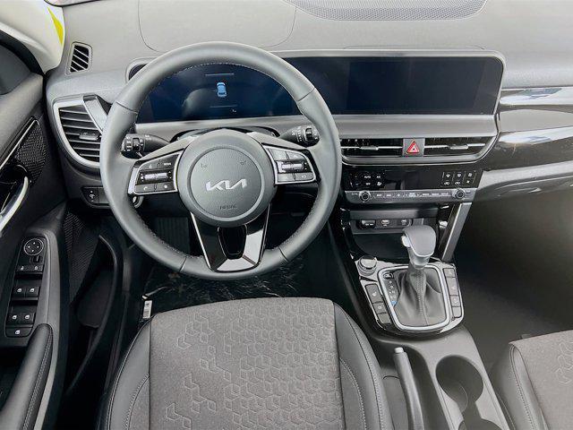 new 2025 Kia Seltos car, priced at $26,767