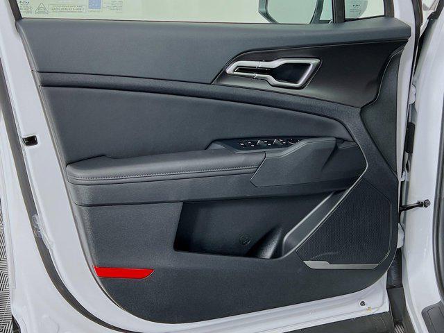 new 2026 Kia Sportage car, priced at $30,951