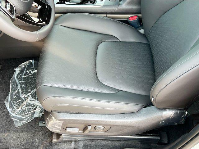 new 2025 Kia Carnival car, priced at $44,960
