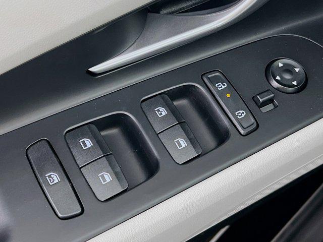 new 2025 Hyundai Elantra car, priced at $27,851