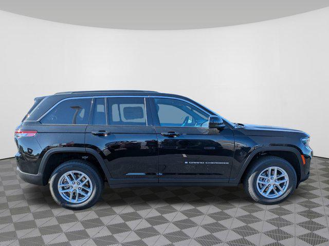 new 2024 Jeep Grand Cherokee car, priced at $37,030