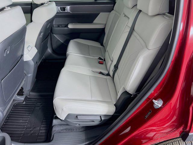 new 2025 Hyundai Santa Fe car, priced at $39,929
