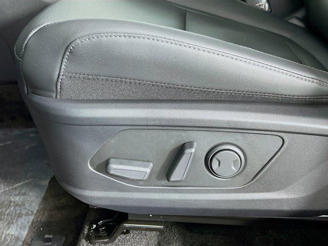 new 2025 Hyundai TUCSON Hybrid car, priced at $37,639