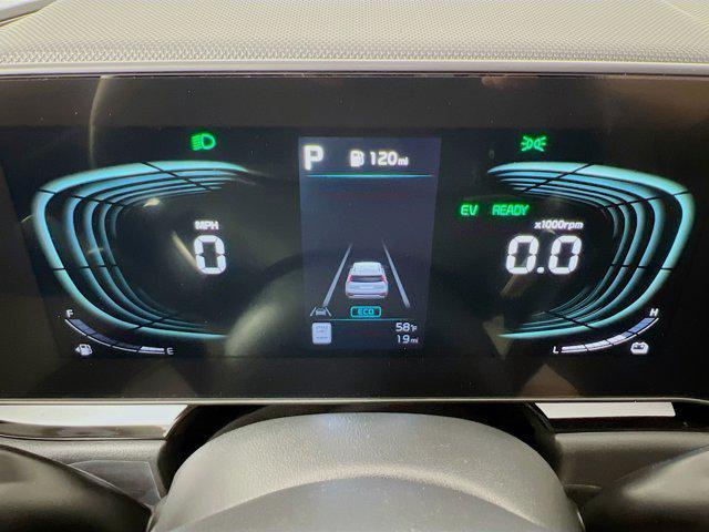 new 2025 Kia Niro car, priced at $29,720