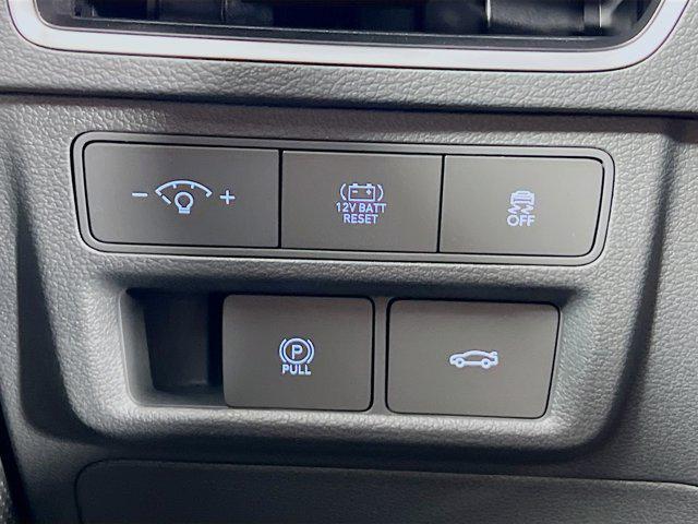 new 2025 Hyundai Sonata Hybrid car, priced at $32,821