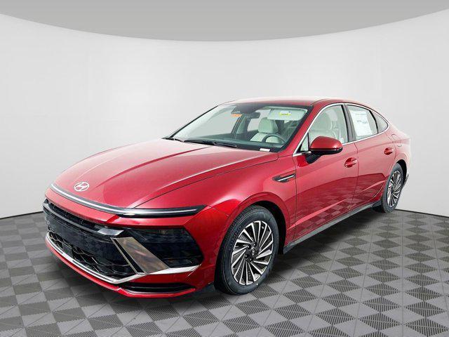 new 2025 Hyundai Sonata Hybrid car, priced at $32,821