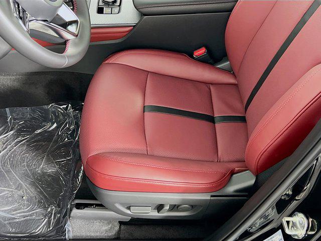 new 2025 Mazda CX-70 PHEV car, priced at $58,955