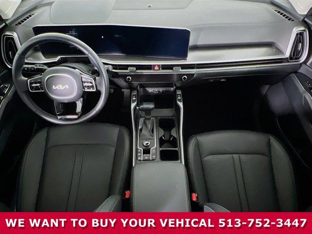 used 2024 Kia Sorento car, priced at $30,464