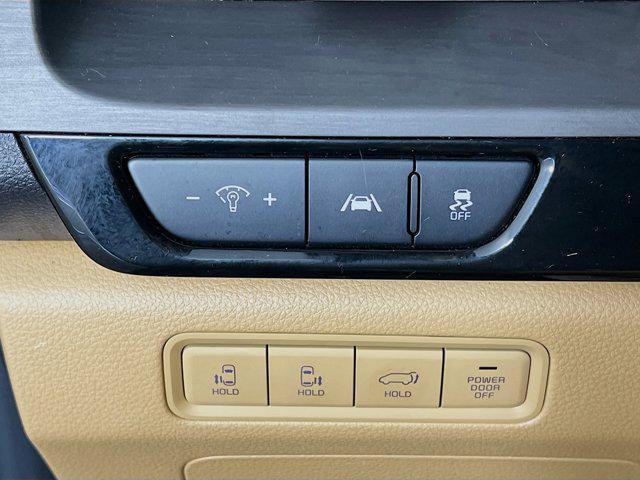 used 2022 Kia Carnival car, priced at $30,754