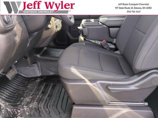 new 2025 Chevrolet Silverado 2500 car, priced at $47,119