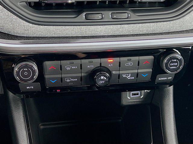 new 2025 Jeep Compass car, priced at $29,628