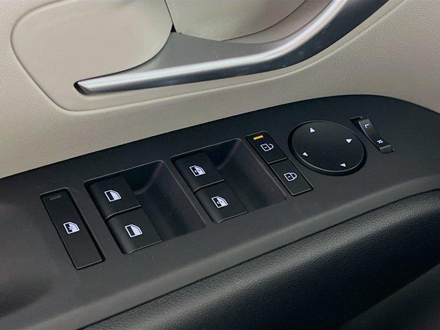 new 2025 Hyundai TUCSON Hybrid car, priced at $36,022