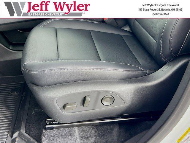 new 2025 Chevrolet Traverse car, priced at $45,215