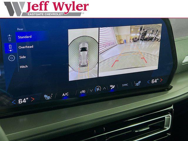 new 2025 Chevrolet Traverse car, priced at $45,215