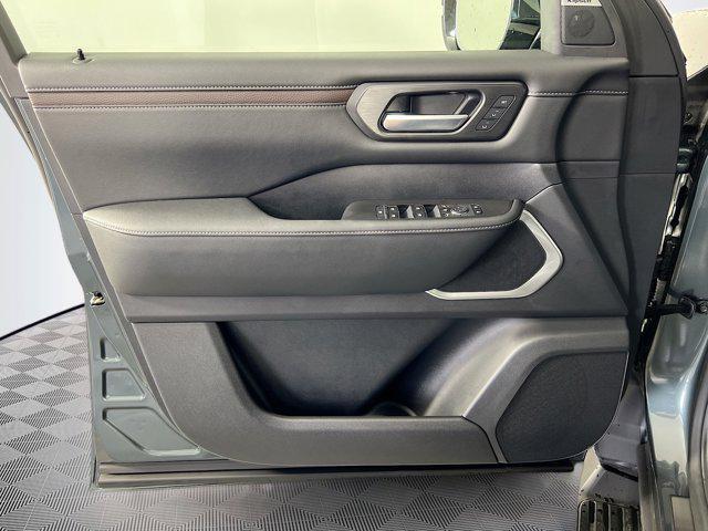 new 2025 Nissan Armada car, priced at $72,753