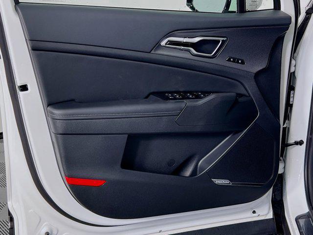 new 2025 Kia Sportage Hybrid car, priced at $37,619