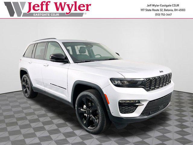 new 2025 Jeep Grand Cherokee car, priced at $45,527