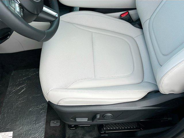 new 2025 Hyundai TUCSON Hybrid car, priced at $42,432