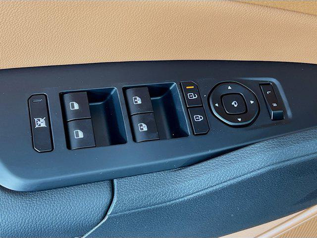 new 2026 Kia Sportage car, priced at $37,126