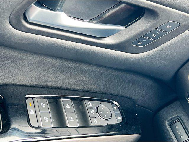 new 2025 Nissan Pathfinder car, priced at $49,761