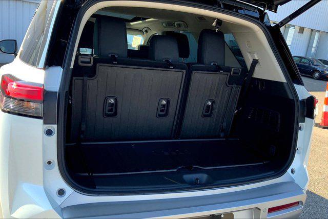 new 2025 Nissan Pathfinder car, priced at $50,441
