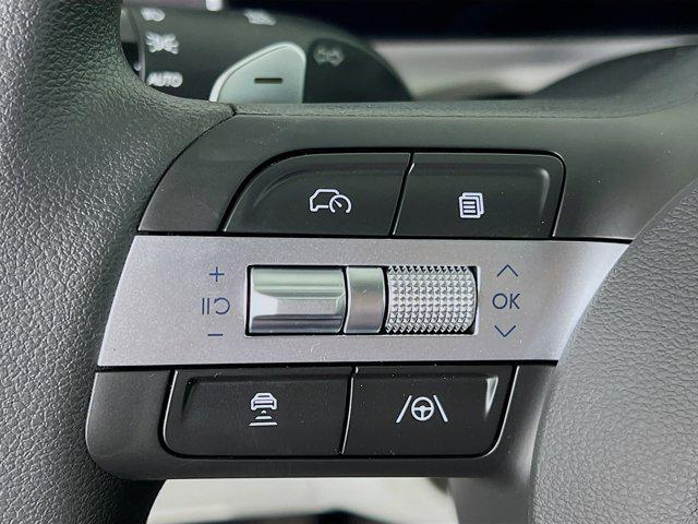 new 2025 Hyundai TUCSON Hybrid car, priced at $33,080