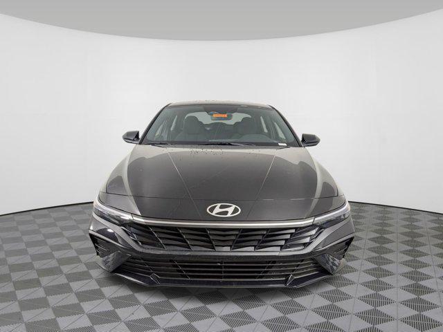 new 2025 Hyundai Elantra car, priced at $24,017