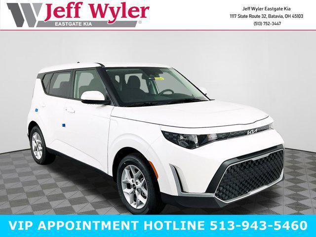 new 2025 Kia Soul car, priced at $23,660