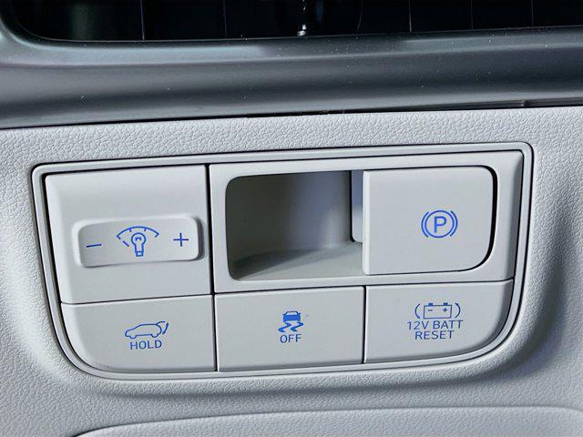 new 2025 Hyundai TUCSON Hybrid car, priced at $42,396