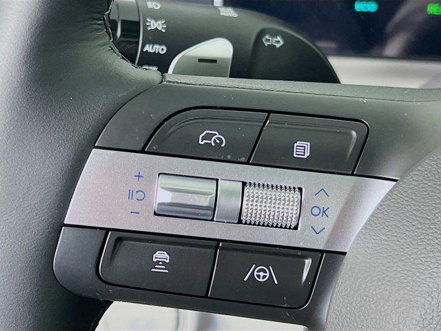 new 2025 Hyundai TUCSON Hybrid car, priced at $42,396