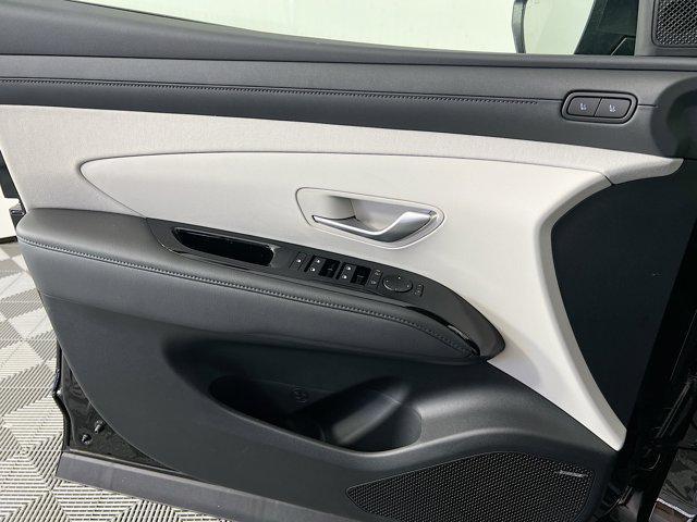 new 2025 Hyundai TUCSON Hybrid car, priced at $42,396