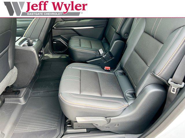 new 2025 Chevrolet Traverse car, priced at $58,040