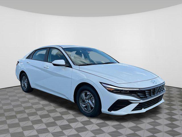 new 2025 Hyundai Elantra car, priced at $23,878