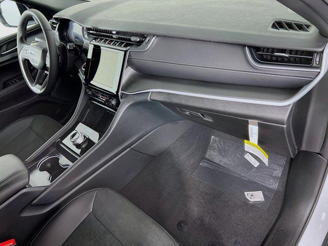 new 2025 Jeep Grand Cherokee L car, priced at $42,517