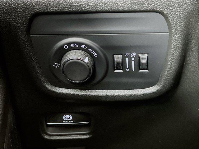 new 2025 Jeep Grand Cherokee L car, priced at $42,517